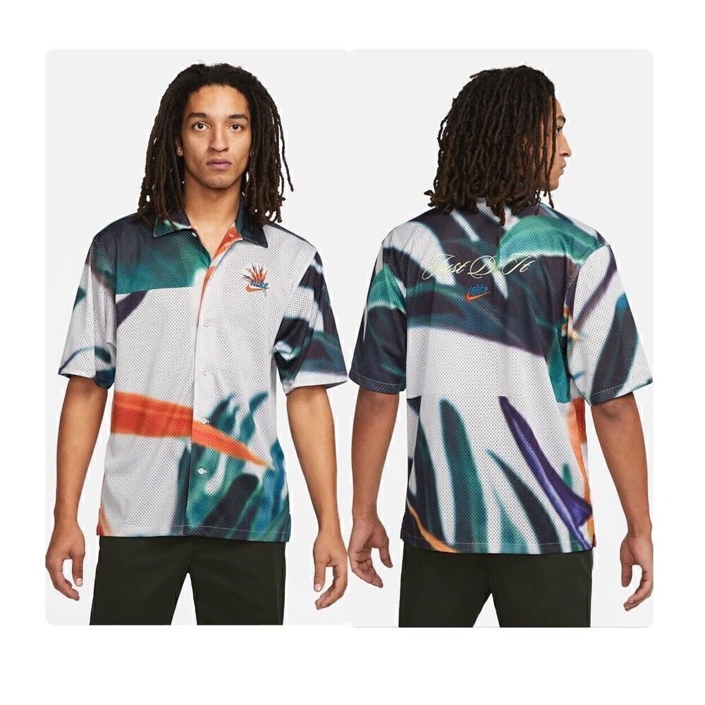 NIKE MEN RESORT HAWAIIAN BUTTON FRONT SHORT SLEEVE SHIRT SIZE SMALL